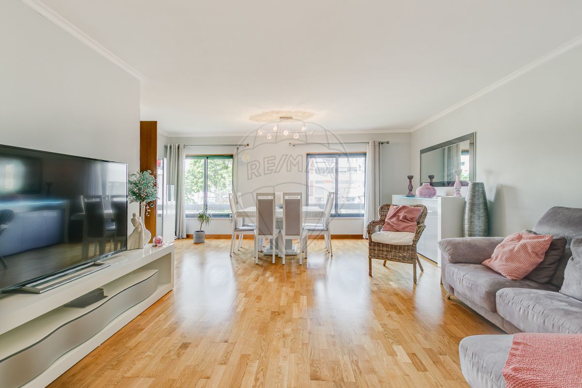 Apartamento T4 à venda em Lisboa