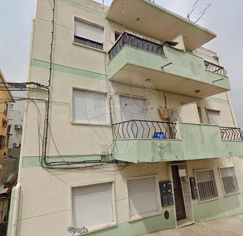 Prédio  à venda em Bairro de Santiago