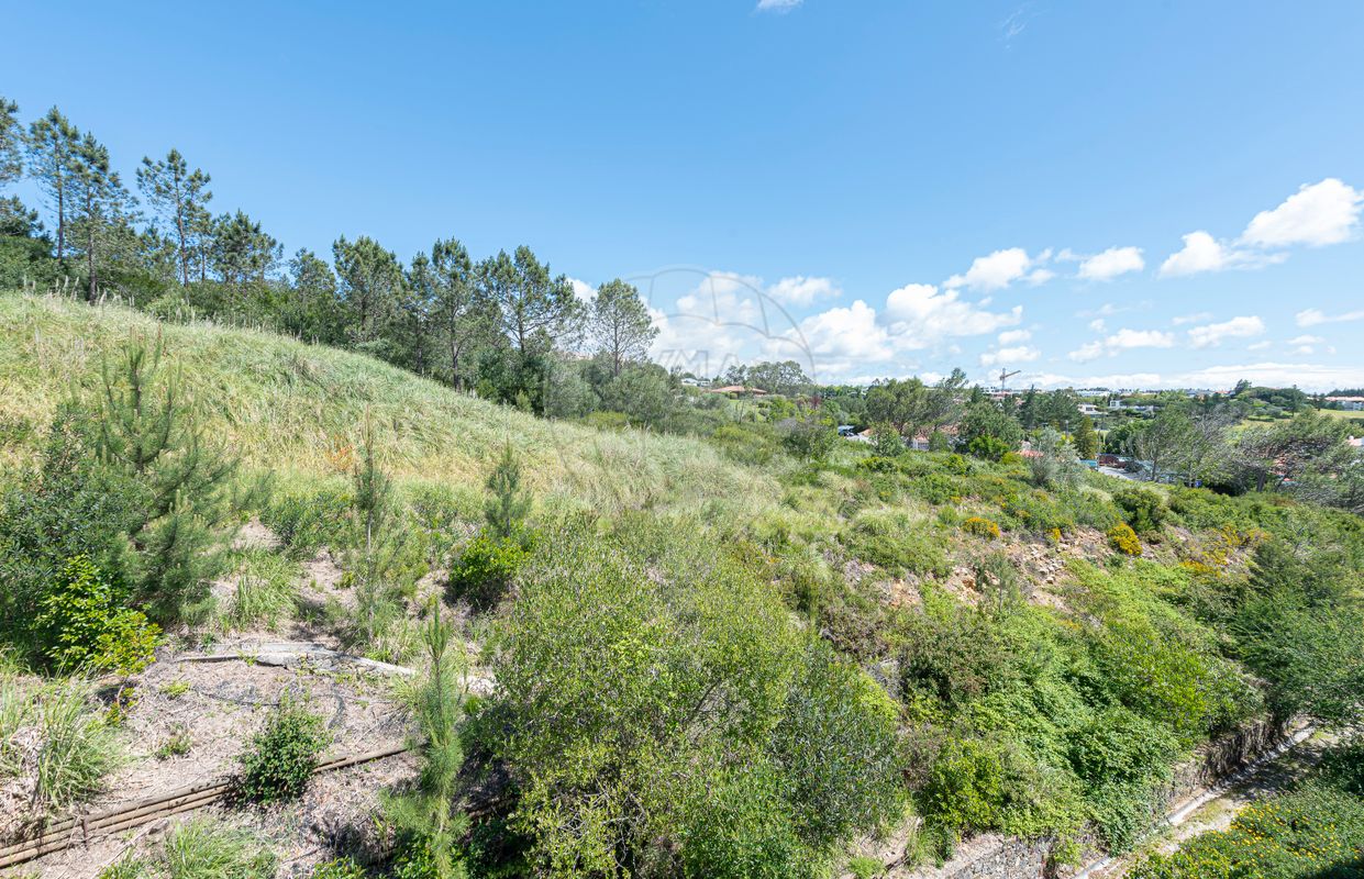 Apartamento T2 à venda em Belas Club de Campo