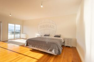 Moradia T5 à venda em Guimarães