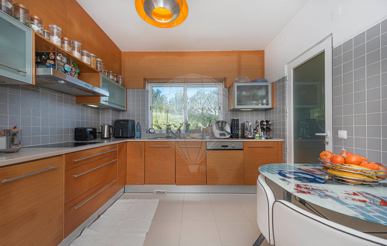 Apartamento T2 à venda em Belas Club de Campo