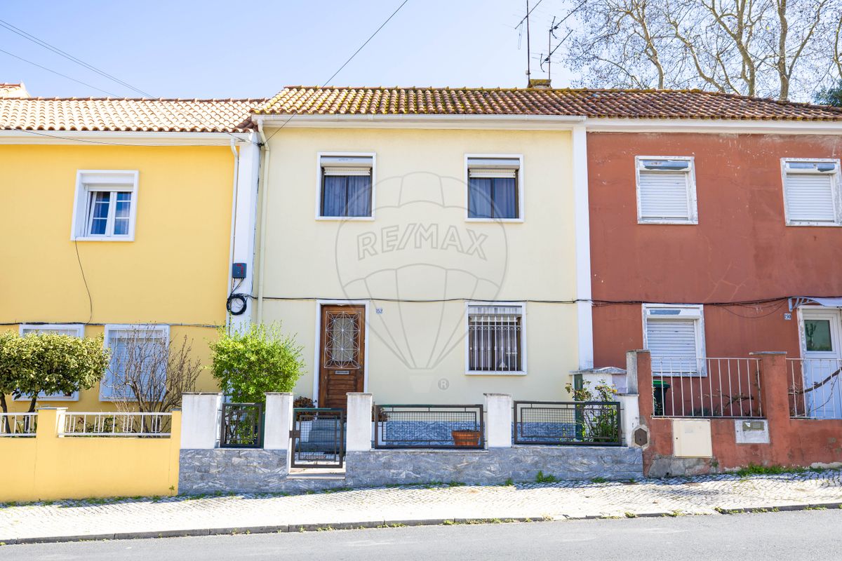 Moradia T3 à venda em Lisboa