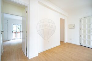 Apartamento T3 à venda em Coimbra(Sé Nova,Sta Cruz,Almedina e S.Bartolomeu)