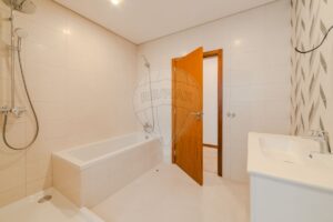 Moradia T4 à venda em São João da Madeira