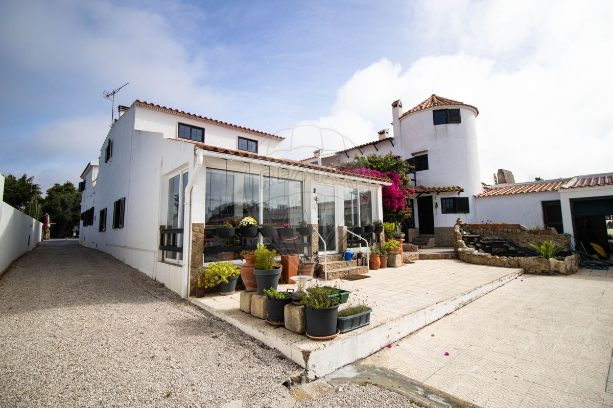 Quinta T16 à venda em Sintra