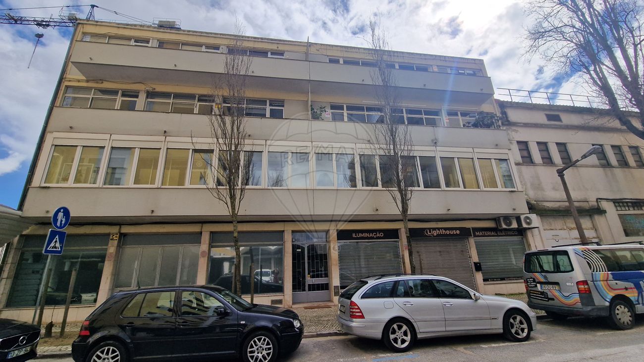 Prédio  à venda em Lisboa