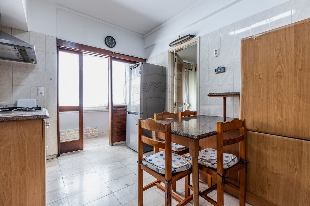 Apartamento T5 à venda em Lisboa