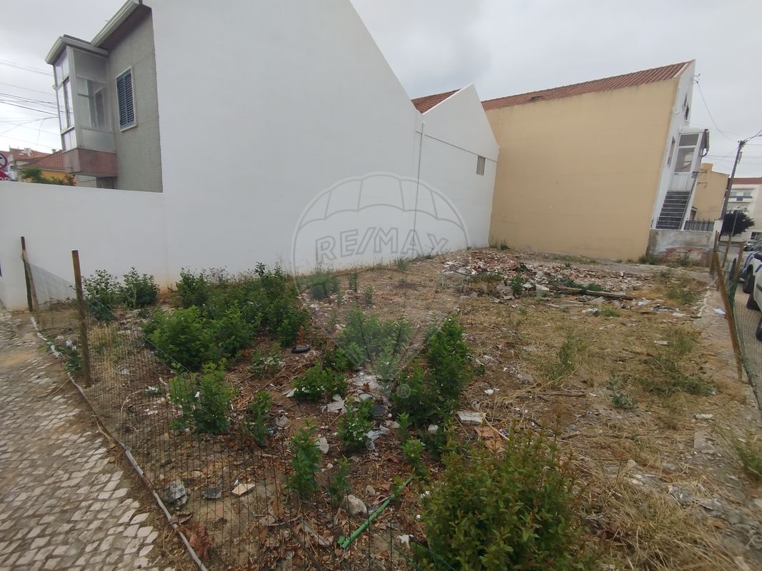 Terreno  à venda em Sintra