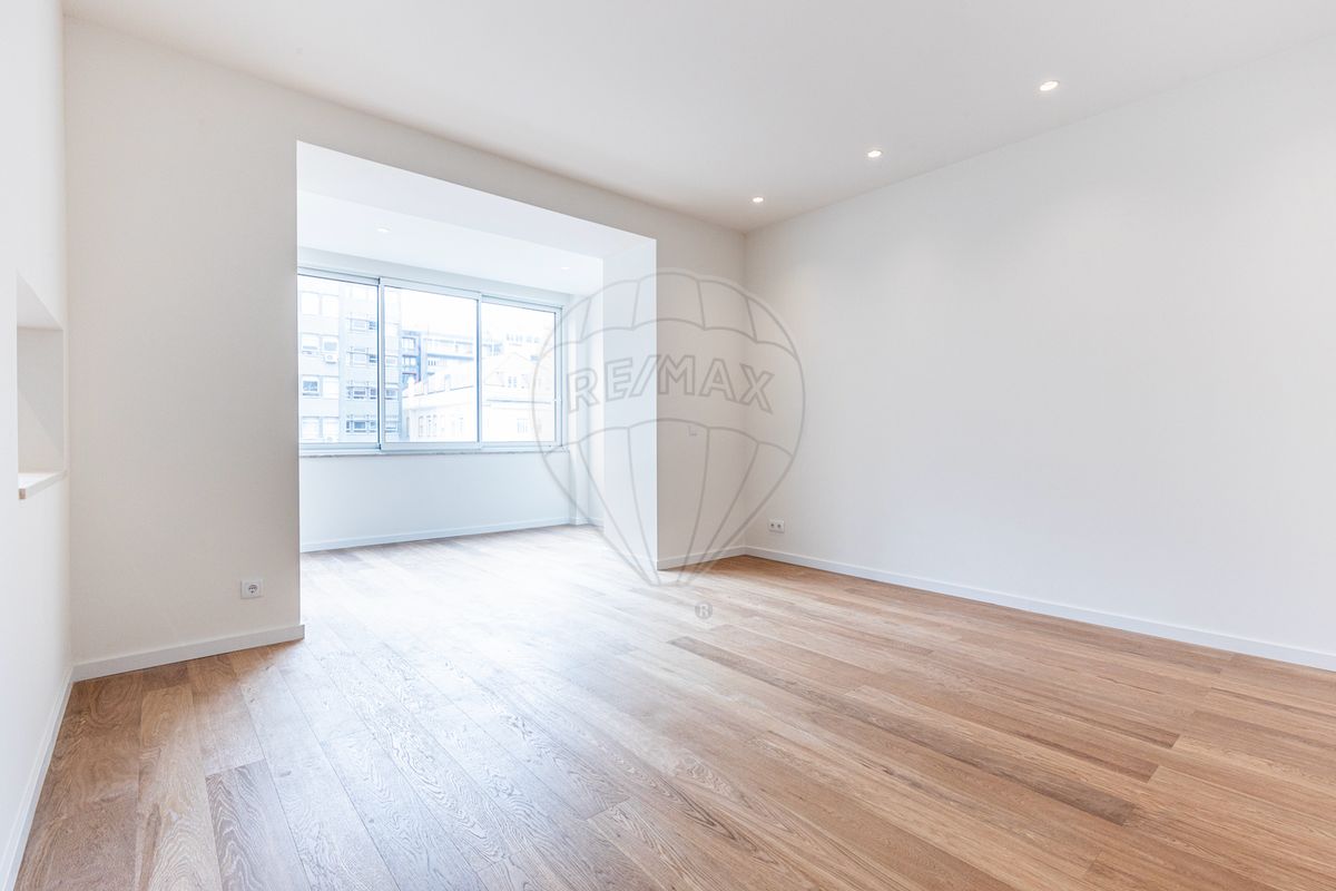 Apartamento T3 à venda em Lisboa