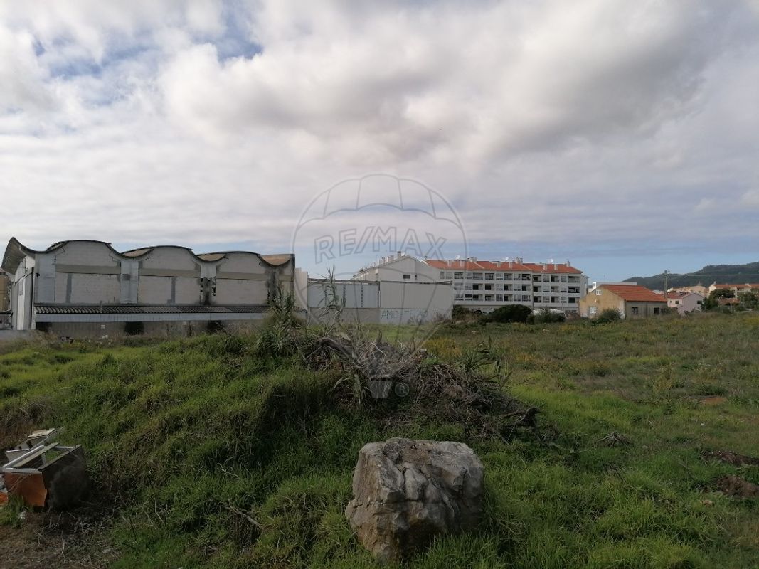 Terreno  à venda em Adroana