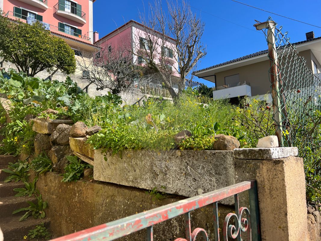Terreno  à venda em Odivelas