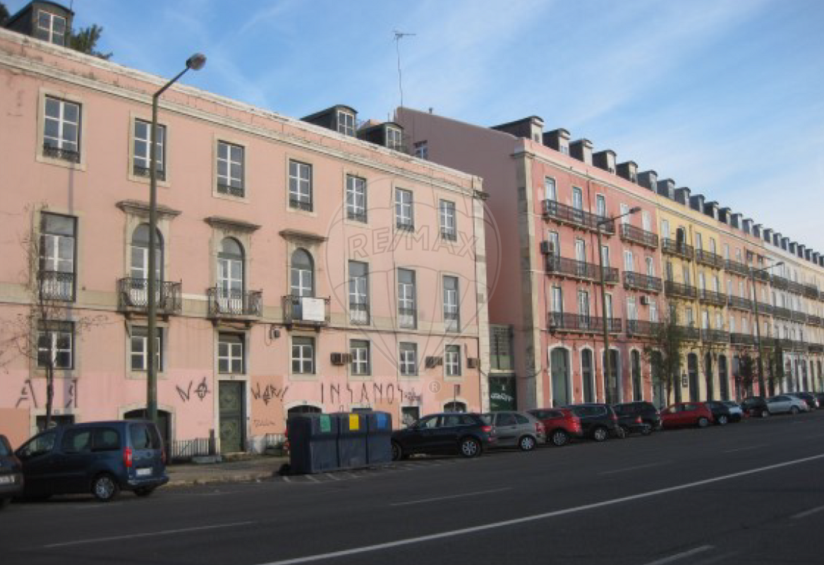 Prédio  à venda em Lisboa