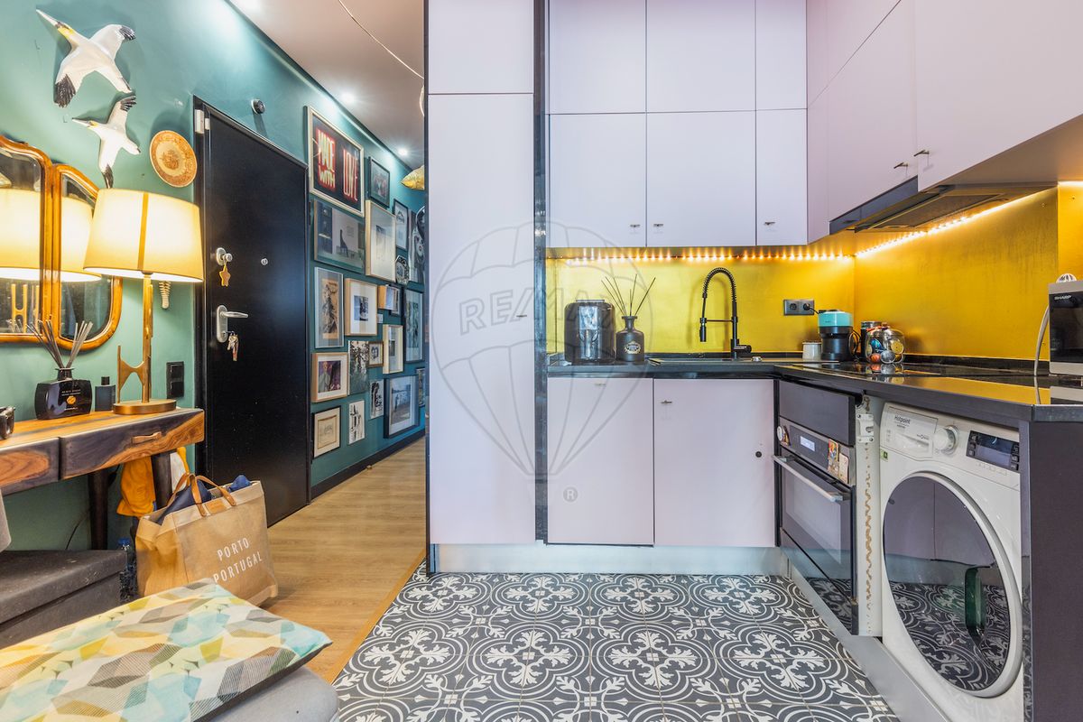Apartamento T2 à venda em Av. da Republica