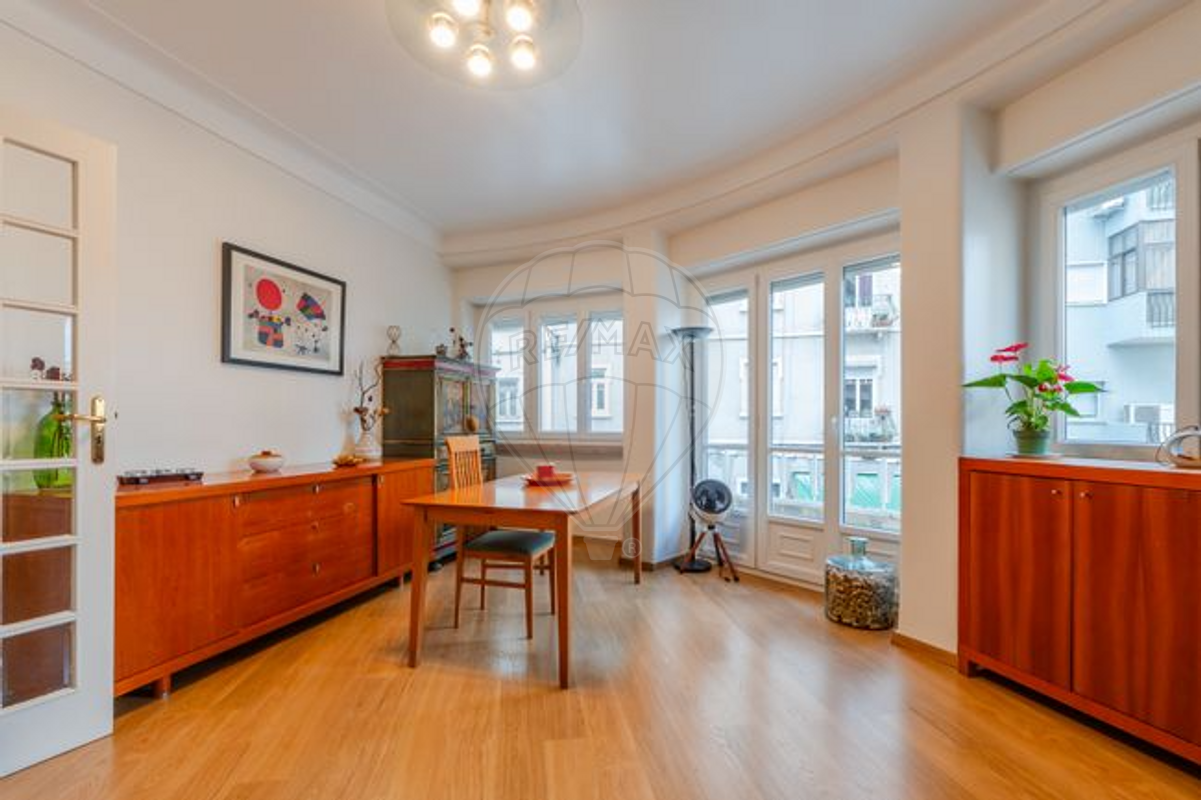Apartamento T3 de luxo à venda em Lisboa