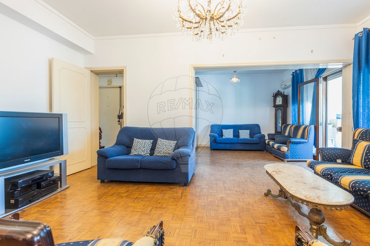 Apartamento T5 à venda em Lisboa