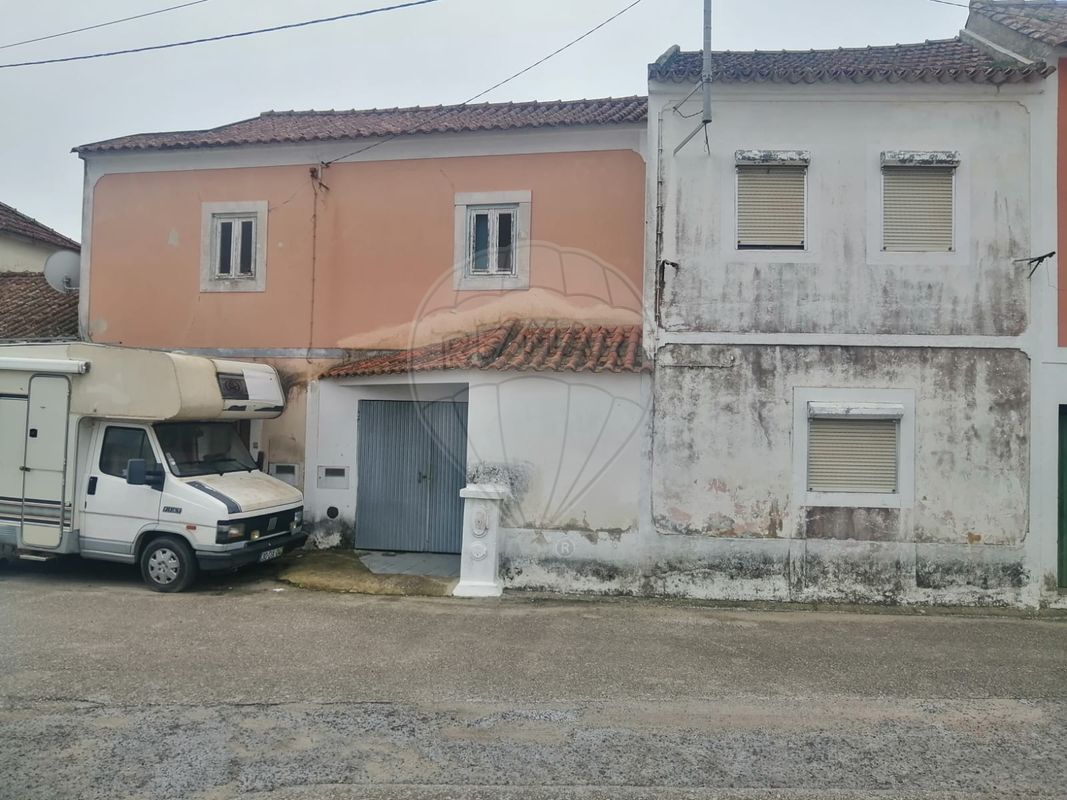 Moradia T3 à venda em Quebradas