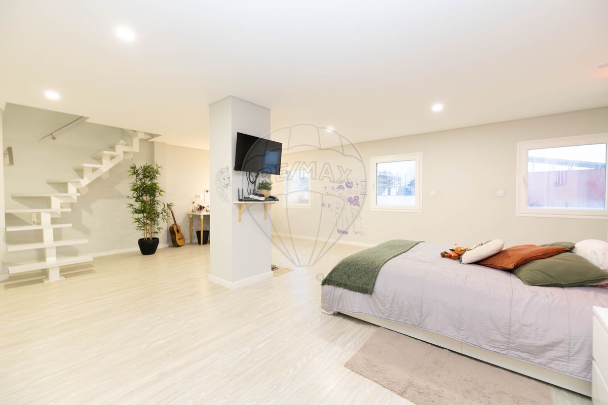 Apartamento T2 à venda em Odivelas