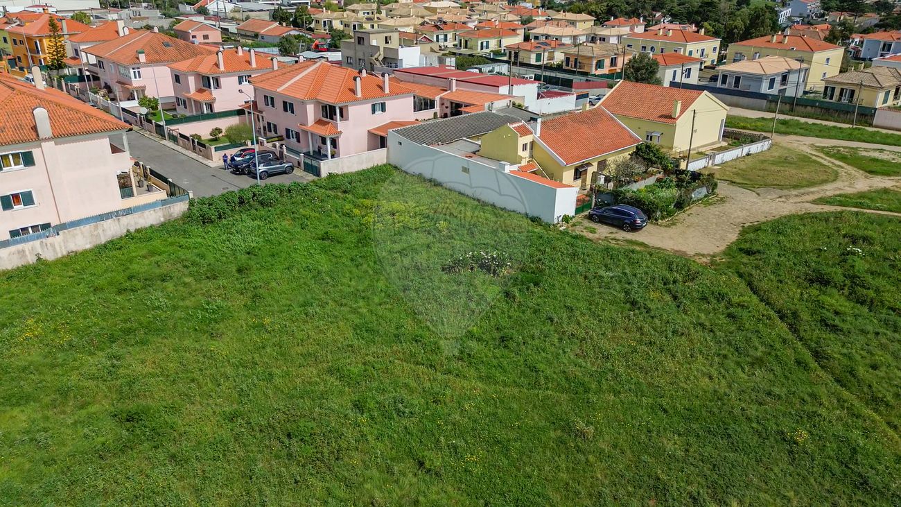 Terreno  à venda em Sintra