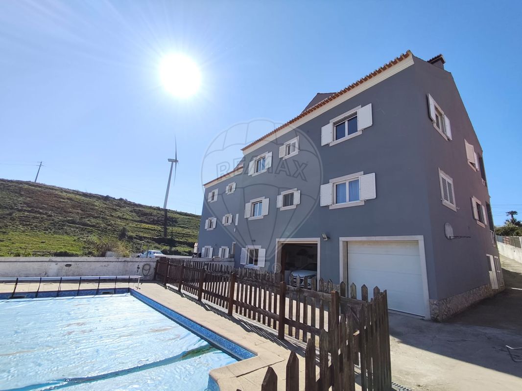Moradia T5 à venda em Arruda dos Vinhos