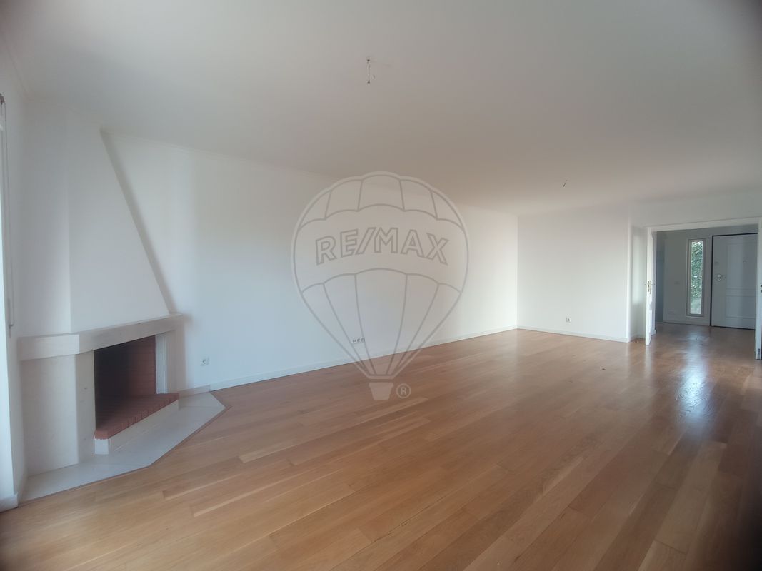 Moradia T3 à venda em Cascais
