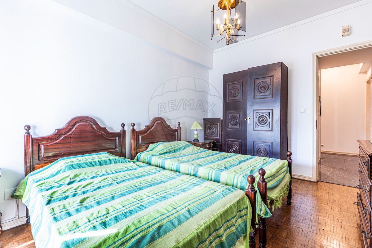 Apartamento T5 à venda em Lisboa