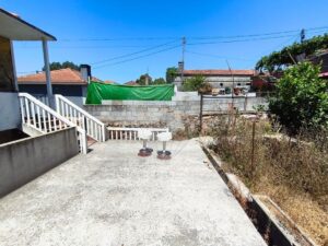 Moradia T4 à venda em Oliveira de Azeméis