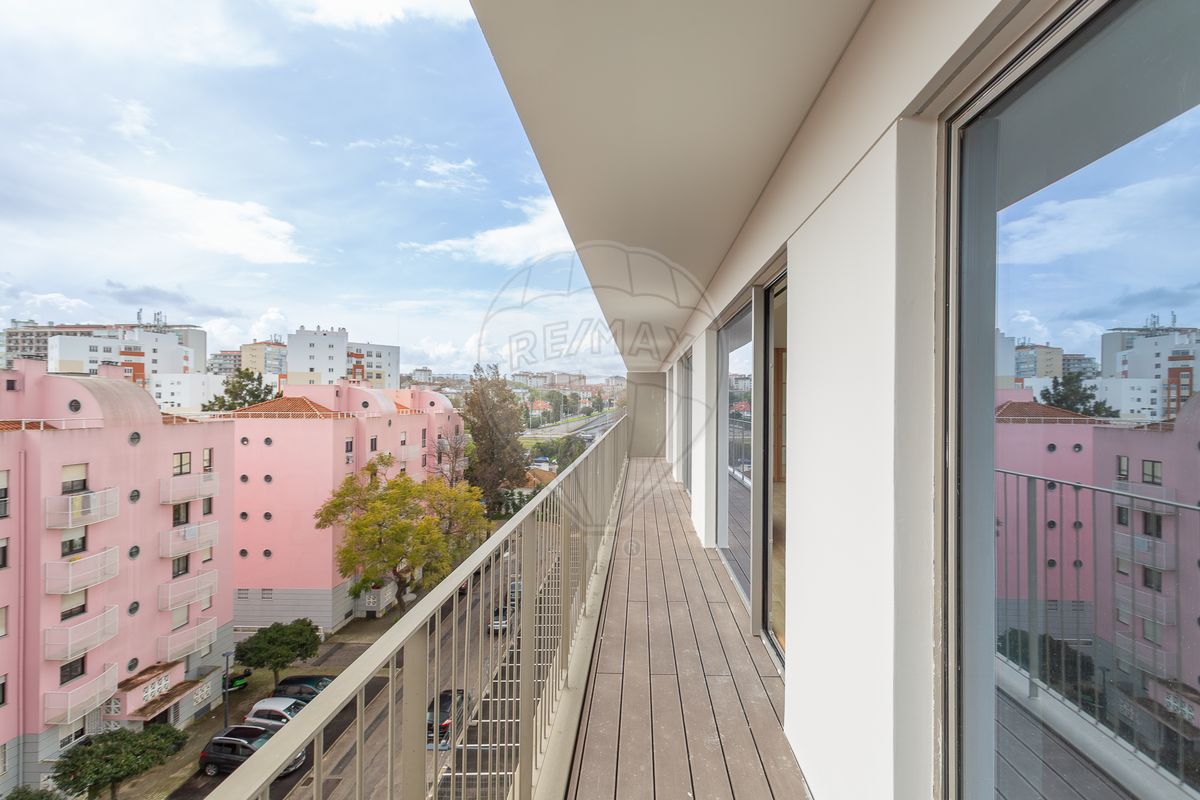 Apartamento T2 à venda em Parque das Nações Centro