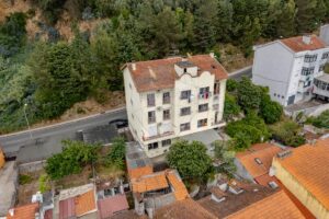 Apartamento T3 à venda em Coimbra(Sé Nova,Sta Cruz,Almedina e S.Bartolomeu)