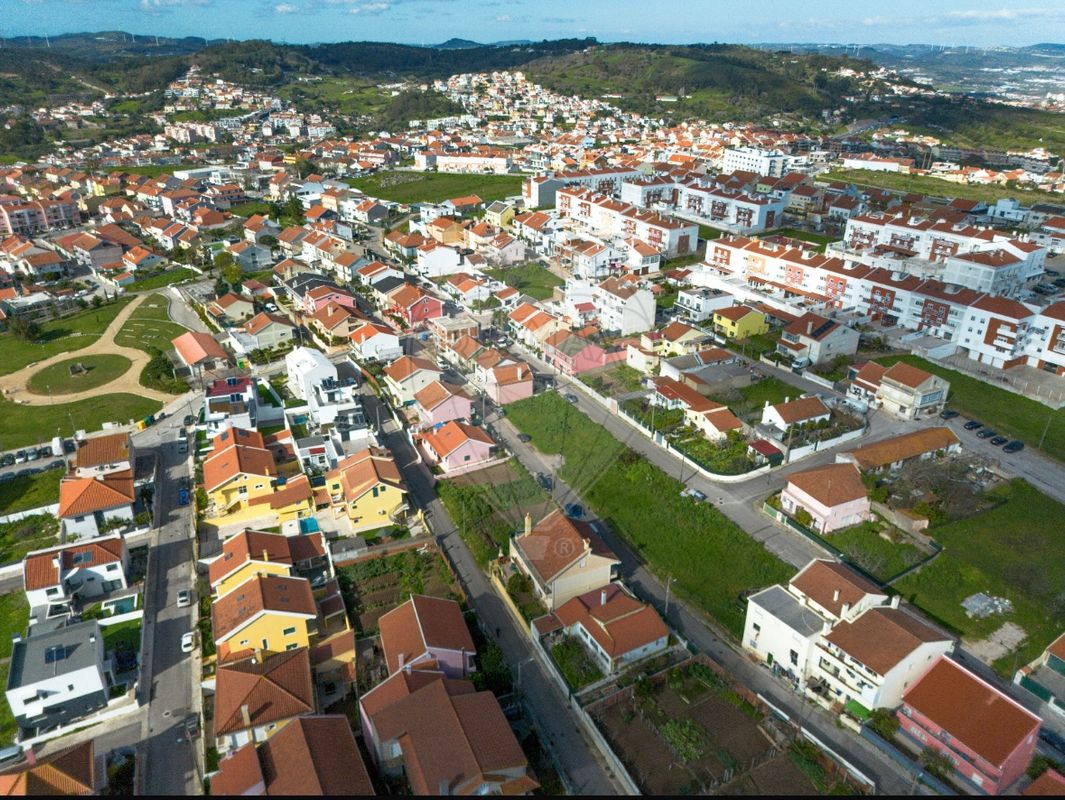 Terreno  à venda em Odivelas