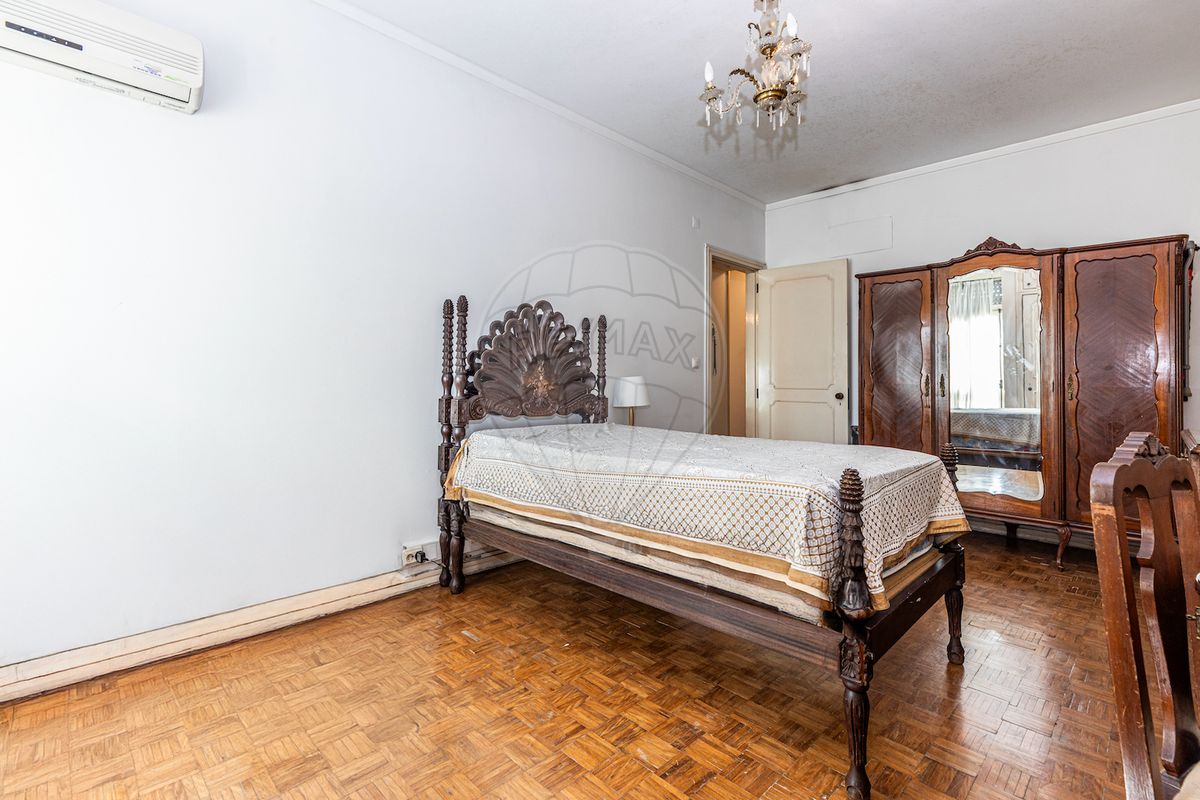 Apartamento T5 à venda em Lisboa