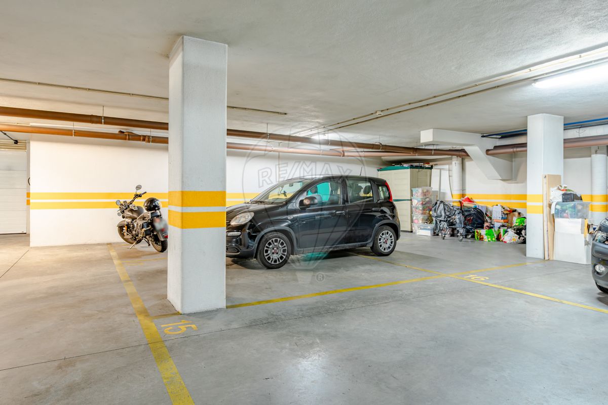 Apartamento T4 de luxo à venda em Loures