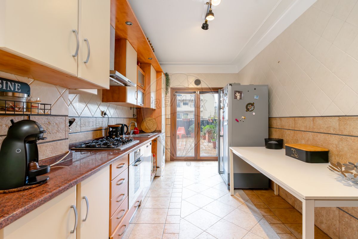 Apartamento T4 de luxo à venda em Loures