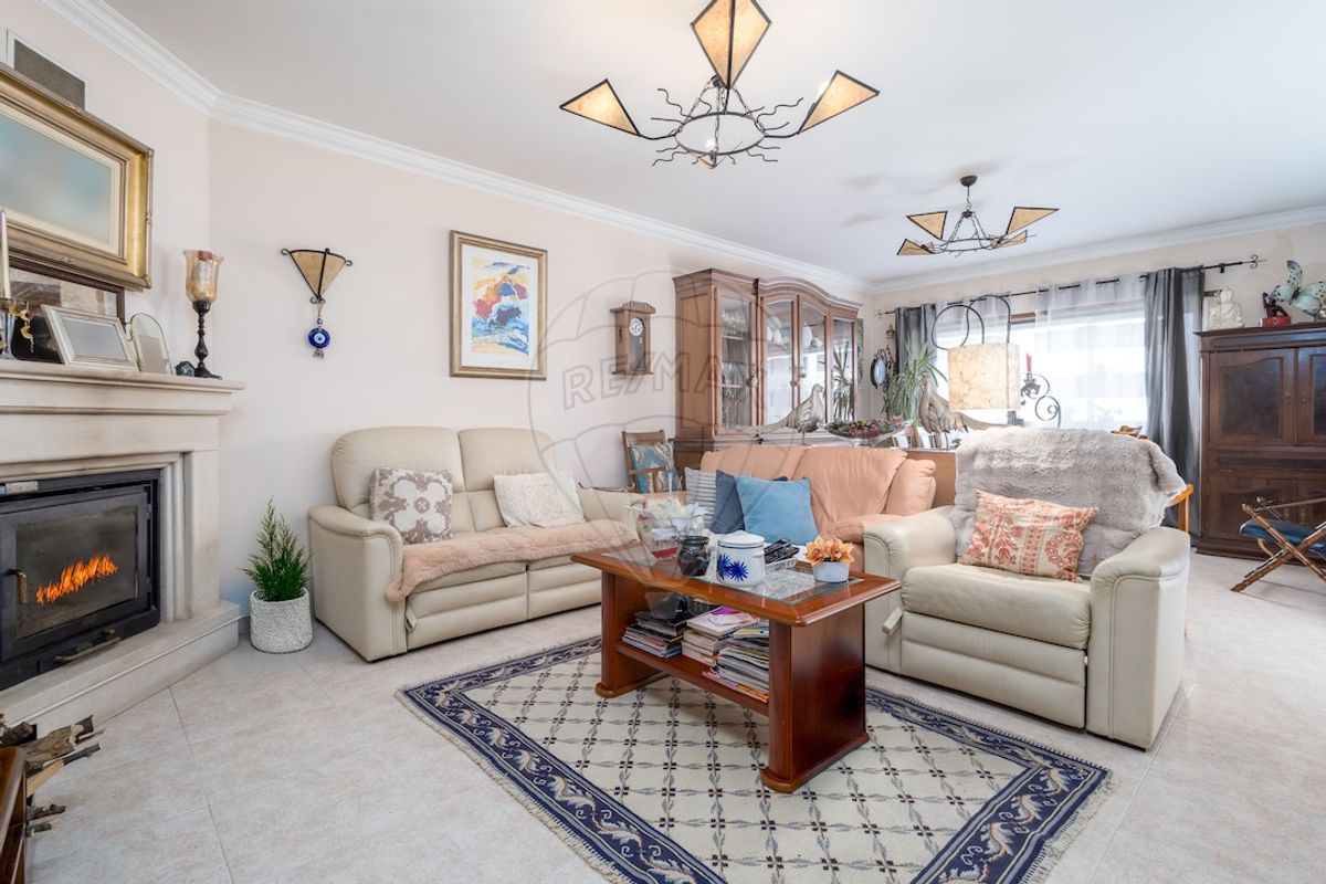 Apartamento T4 à venda em Sintra