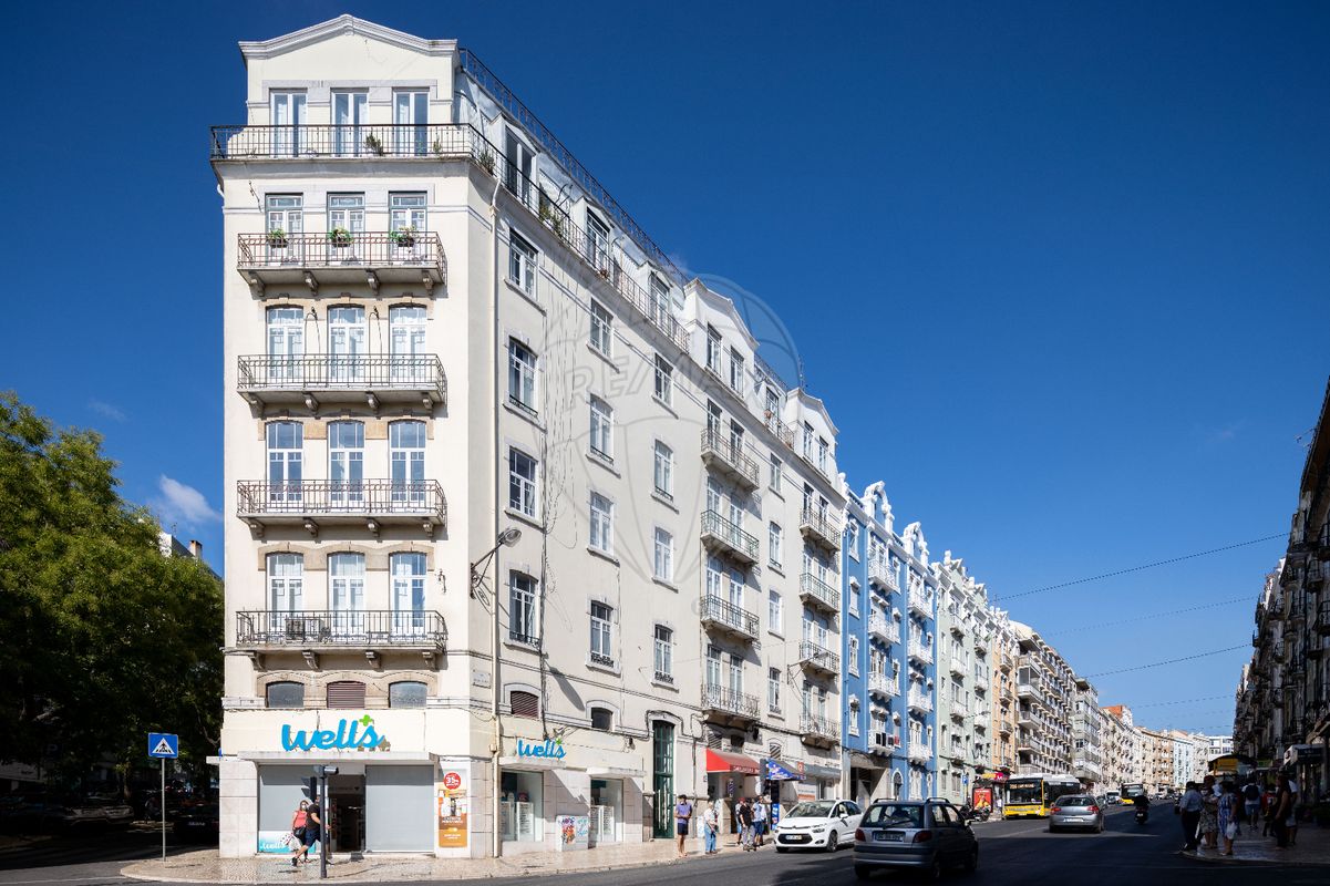 Apartamento T4 à venda em Lisboa