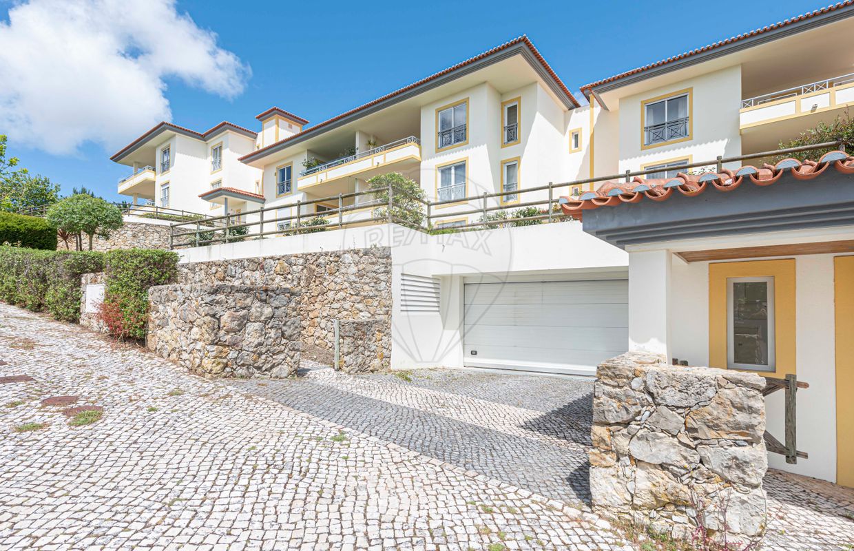 Apartamento T2 à venda em Belas Club de Campo