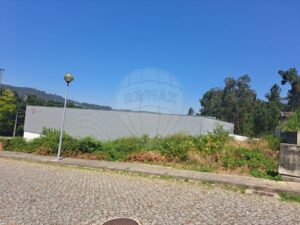 Terreno  à venda em Penafiel