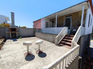 Moradia T4 à venda em Oliveira de Azeméis