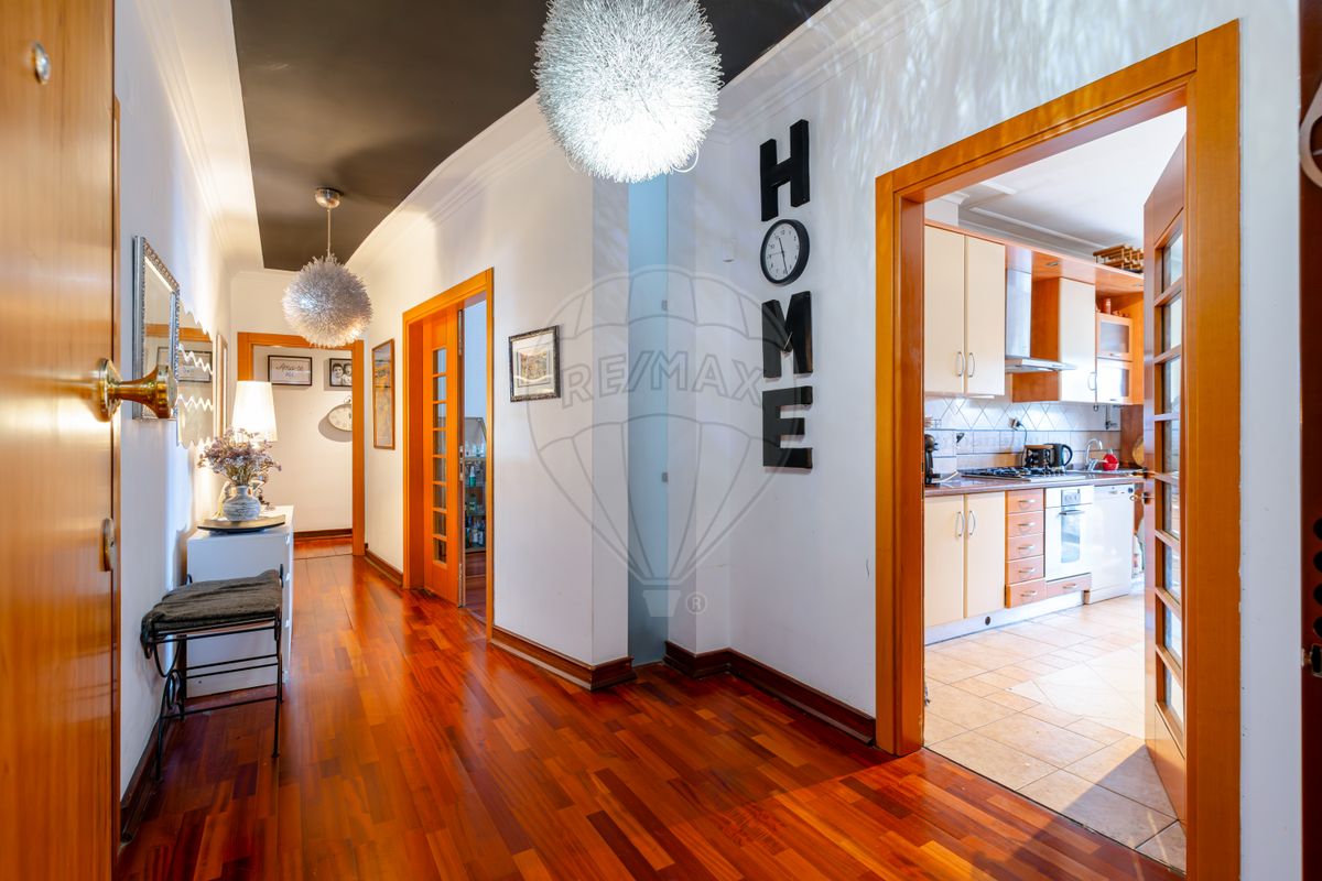 Apartamento T4 de luxo à venda em Loures