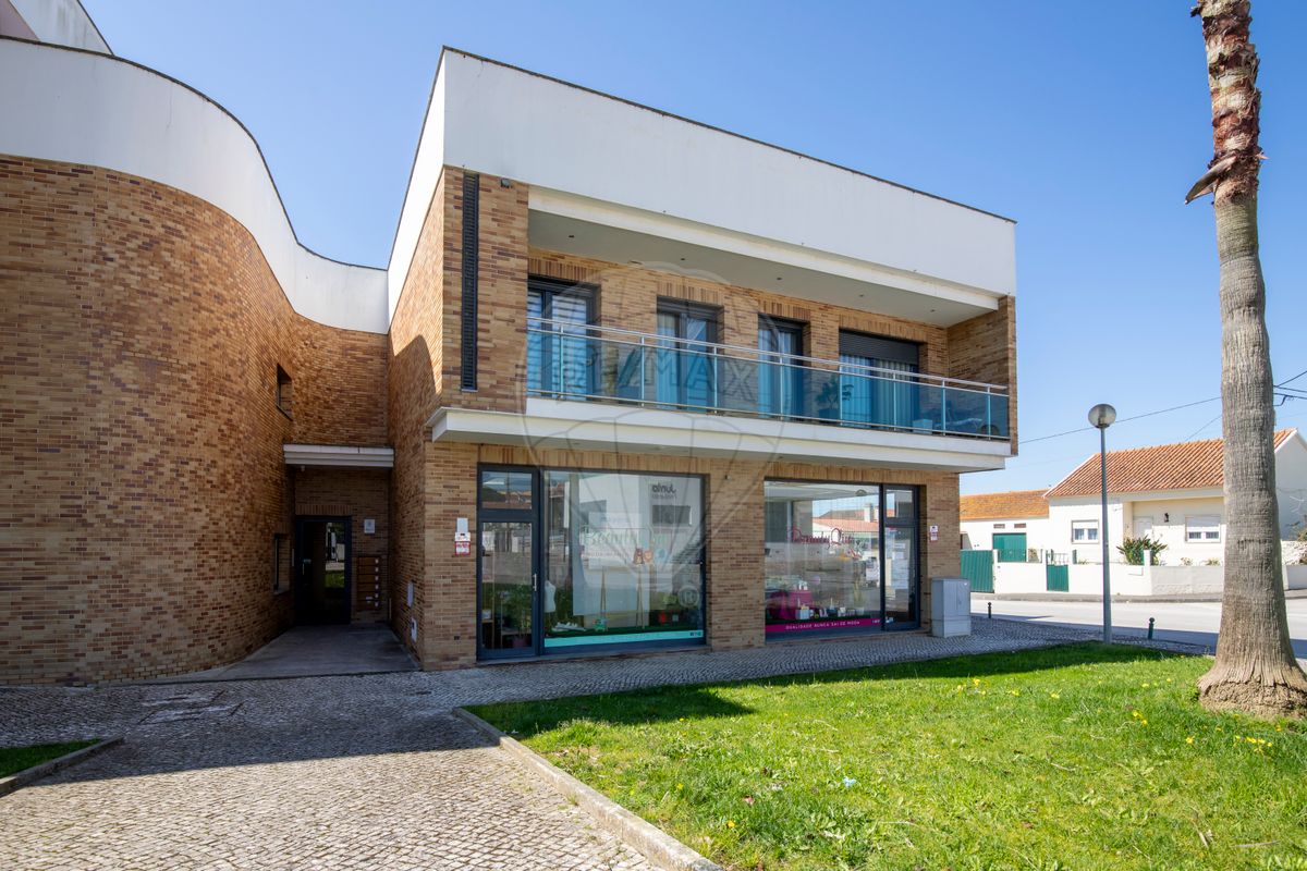 Apartamento T1 à venda em Campelos