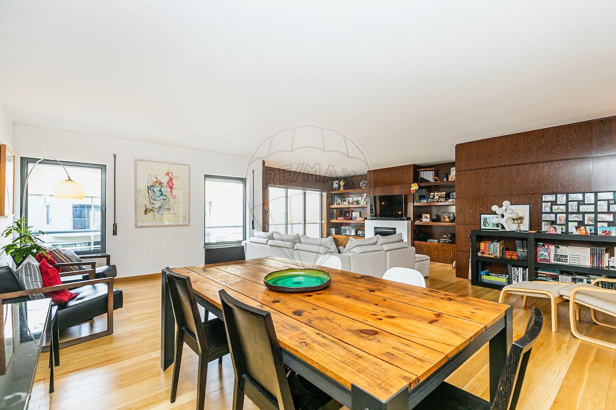 Apartamento T5 à venda em Lisboa